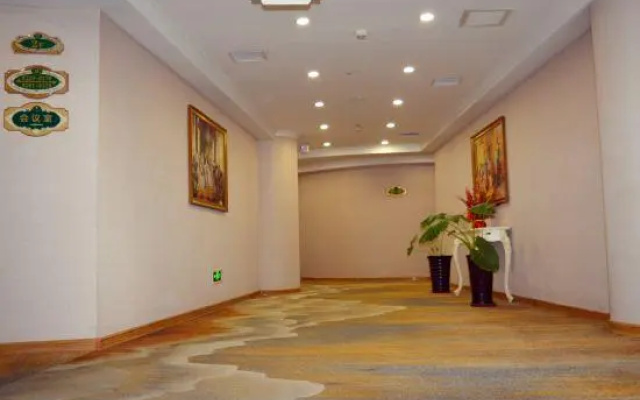 Vienna 3 Best Hotel (Ruida Apartment Building)
