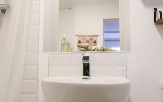Modern & Stylish 1 bed Flat in Bristol
