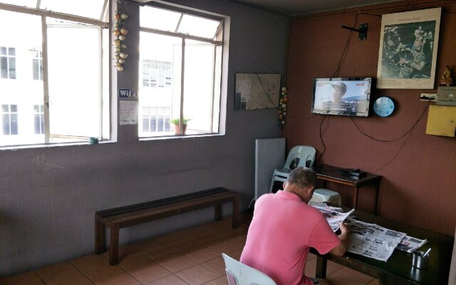 B&B Inn - Hostel
