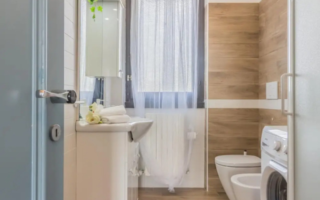 Blu al Lago in Lierna