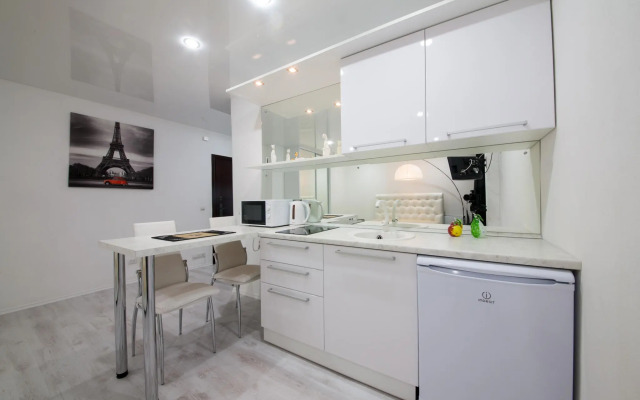 Апартаменты на улице Авиаторов 38