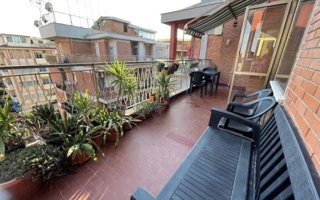 Penthouse 2-bed Apartment in Lido di Ostia