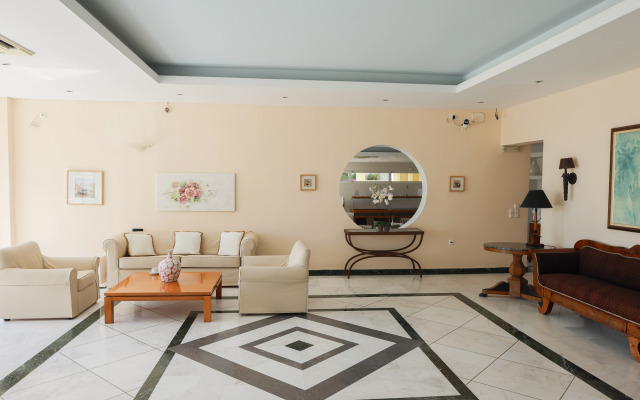 Kanapitsa Mare Hotel
