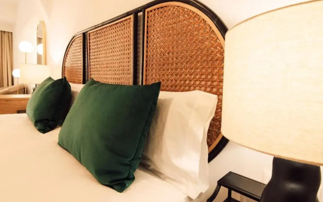 Hotel Estefanía Boutique Suites