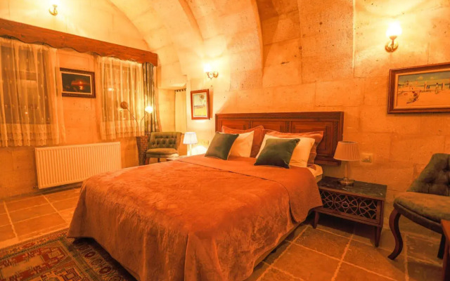 Sinasos Palace Cave Hotel