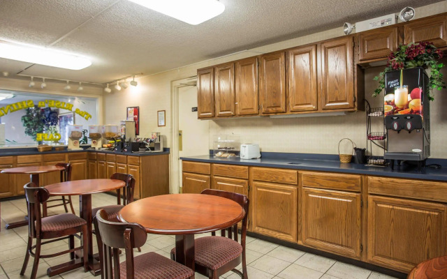 Econo Lodge