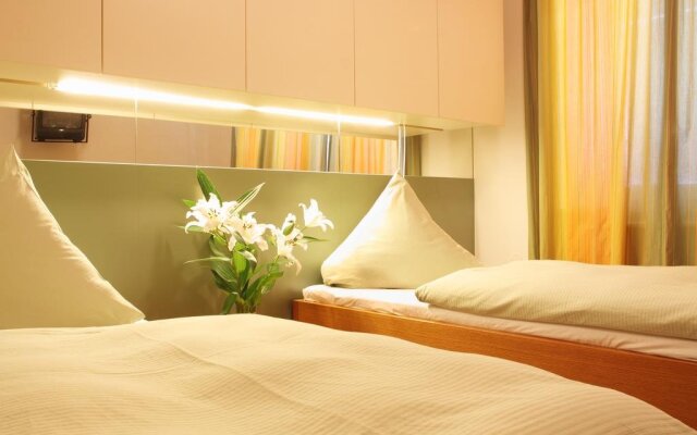 Hotel Solitaire FREE Parking Self Check-in