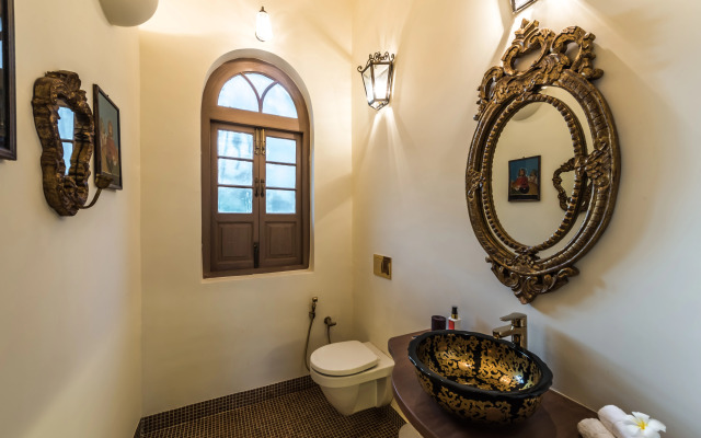 LohonoStays Villa Evora