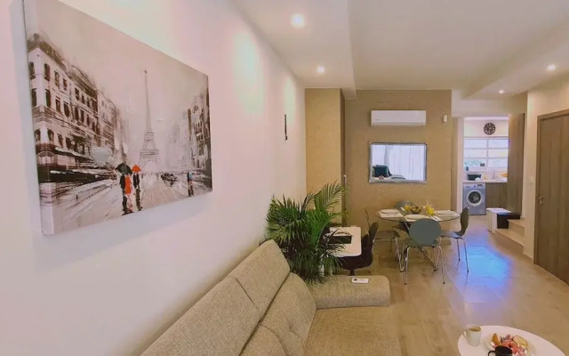 Downtown Retreat by STAY Bnb