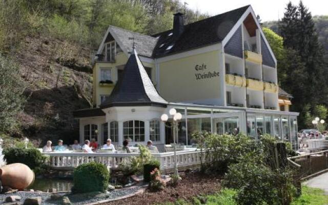 Hotel am Schwanenweiher