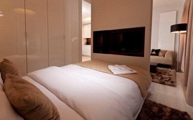 Platinum Towers by Platinum Residence