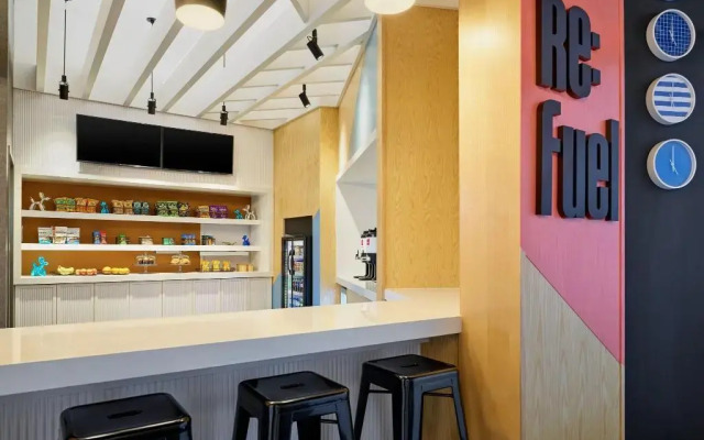 Aloft Portland Downtown Waterfront ME