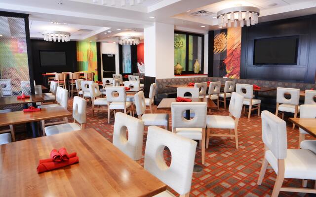 Holiday Inn National Airport/Crystal City by IHG