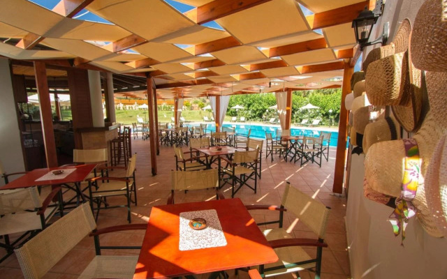 Peli Hotel
