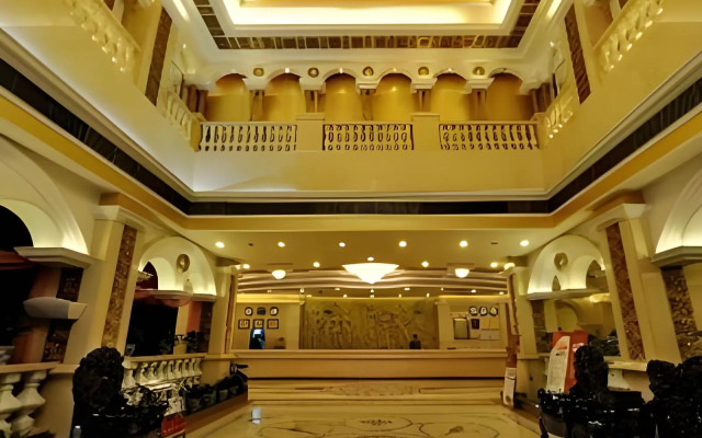Vienna Hotel Shenzhen Pinghu Center Metro Station