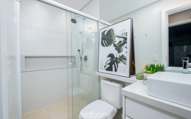 Cobertura C/jacuzzi e Churrasq em Jurere Rvo401