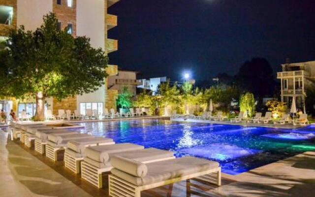 Hotel Bora Bora velipoja