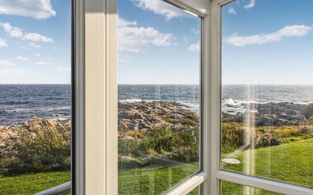 Beautiful Apartment in Allinge With 1 Bedrooms and Wifi