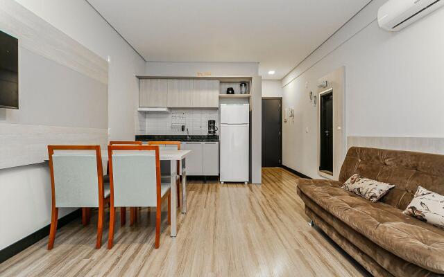 Studio moderno em condomínio com piscina #IA12