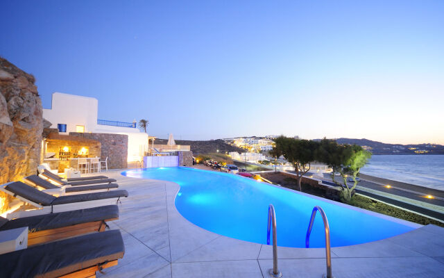 Mykonos Beach Hotel