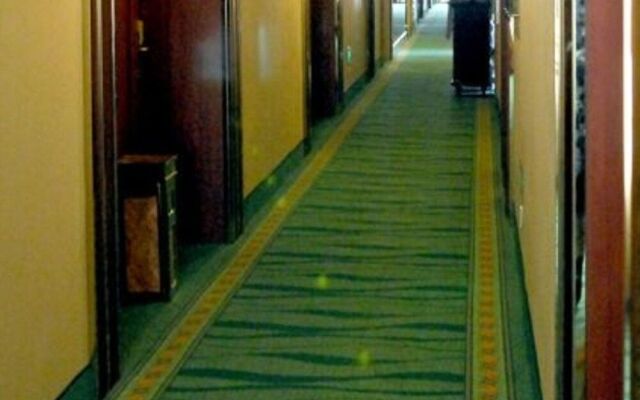 GreenTree Inn Lianyungang Ganyu South Station Express Hotel