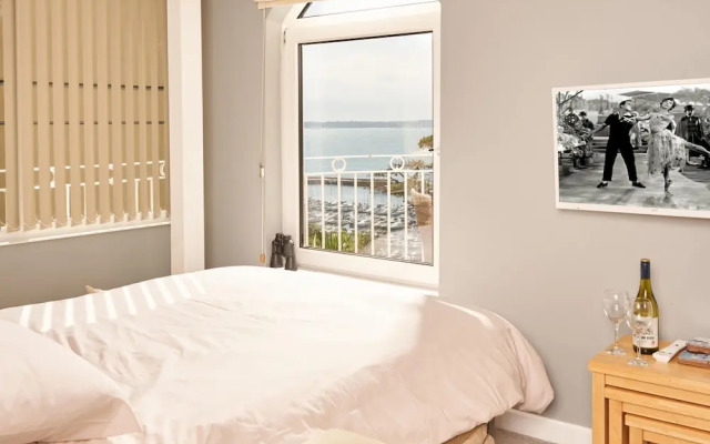 Bayfort Sea Studio in Torquay