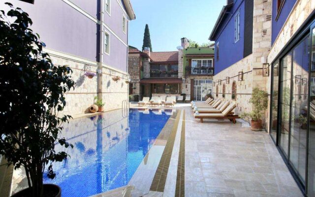 Lovely Garden Flat with Patio near Hadrian&apos;s Gate
