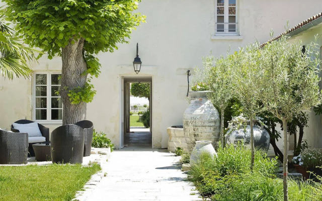 Villa Clarisse & Spa by Olivier Claire