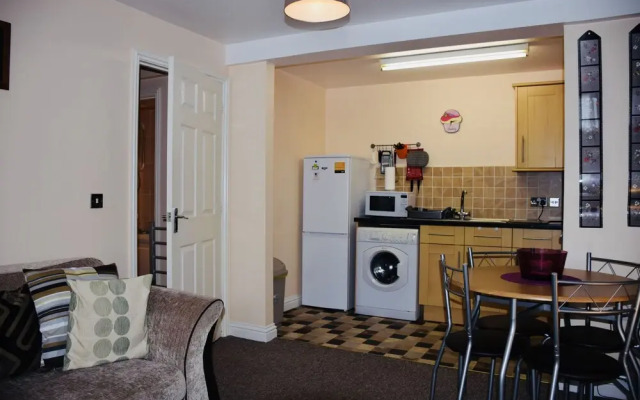 Charming 1-bed Apartment