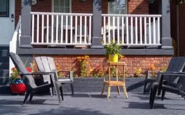 Village at York U