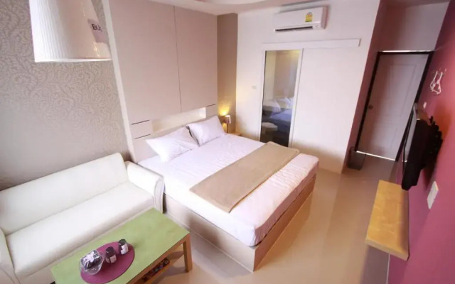 Bearing 26 Hotel