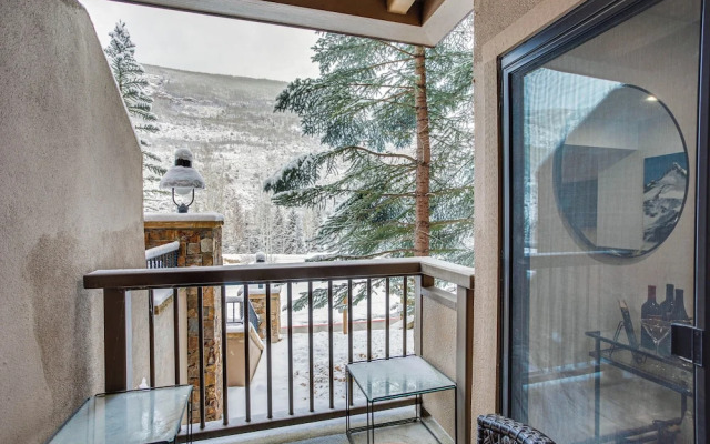 Remodeled Vail Condo w/ Hot Tub Access!