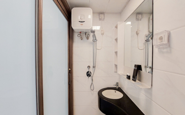 Cozy and Nice Studio at Sky House Apartment BSD