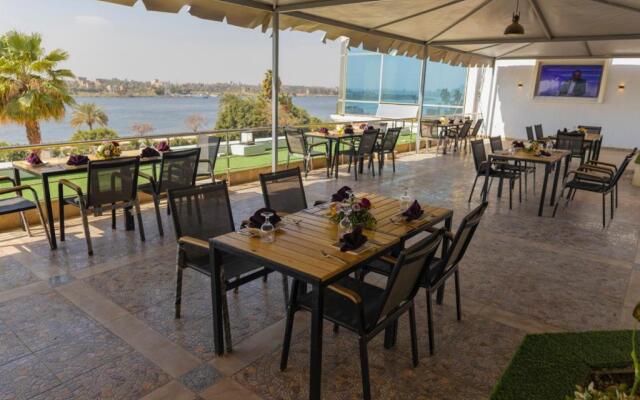 Loaloa Nile Maadi Hotel