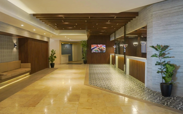 Oceano Palace Beach Resort