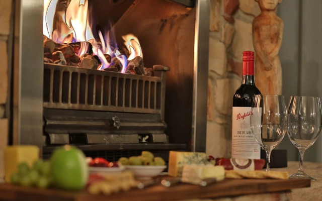 Ironstone Romantic Couples Retreat