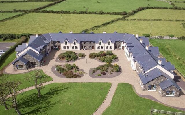 House 3 Dingle Manor Remarkable 3-bed House