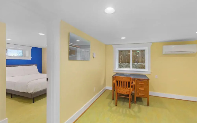Phinney's Newest Family House with BBQ