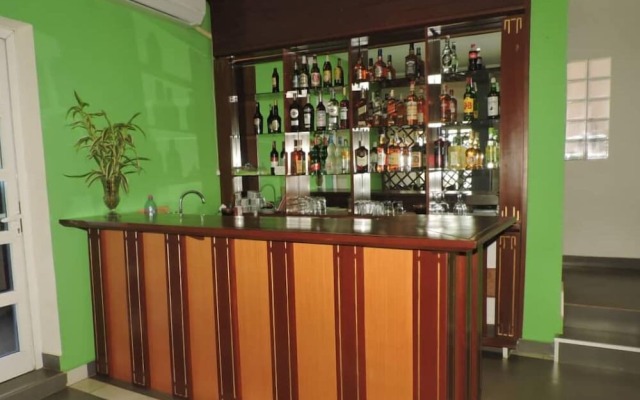 Iris Hotel