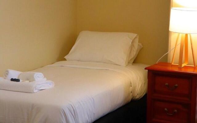 Palace Hotel Mortlake