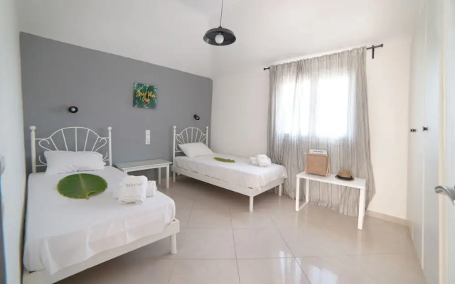 Mirsini Studios & Apartments