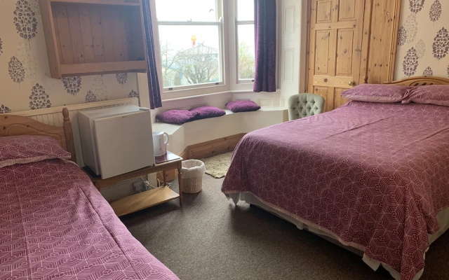 Boaters Guesthouse