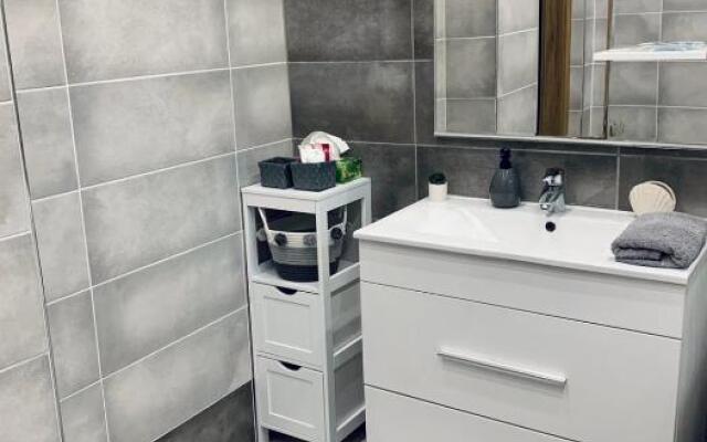 Small Lake Apartman