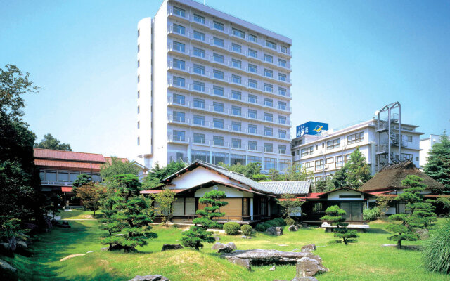Hotel Parens Onoya