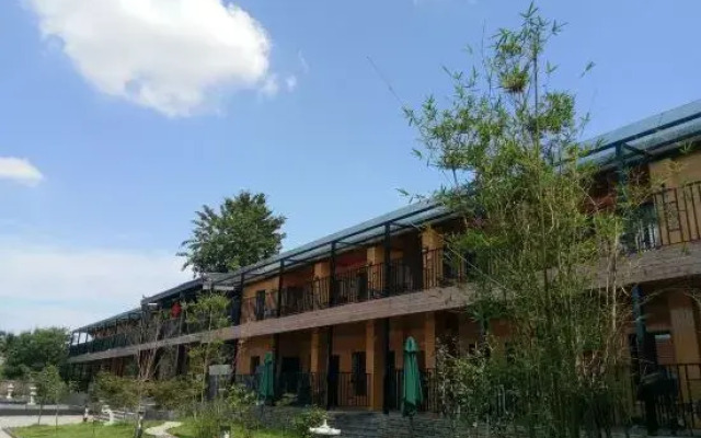 Zhiqing Hostel