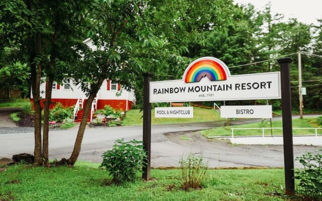 Rainbow Mountain Resort