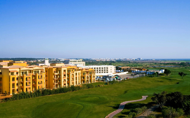 The Residences at Victoria	