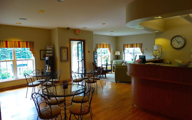 Amsterdam Inn & Suites Sussex