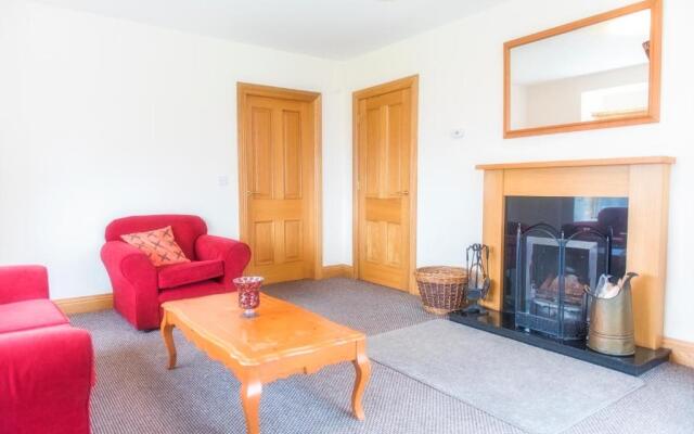 Duncarbury Heights - 4 Bedroom Detached House