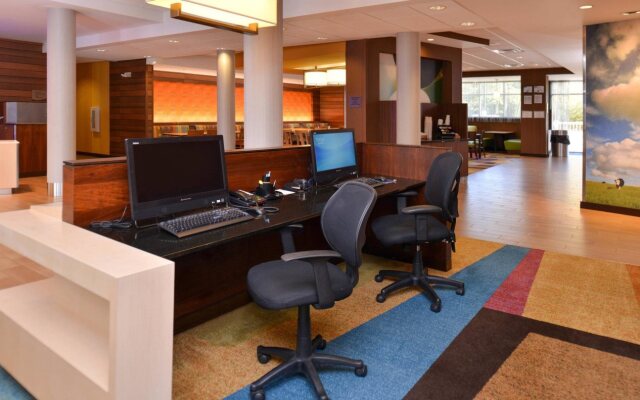 Fairfield Inn & Suites Calhoun